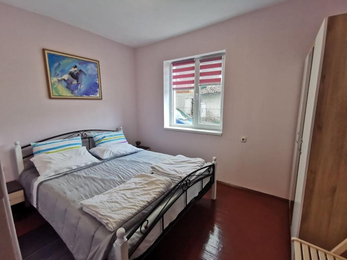 Mira Home Veliko Tŭrnovo Exterior photo